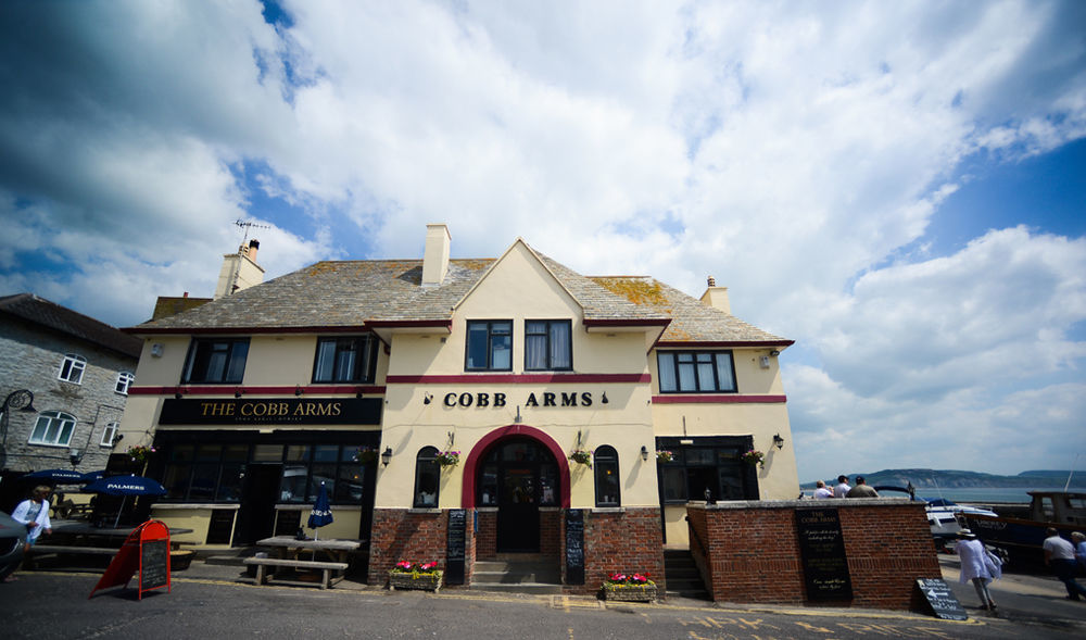 Cobb Arms Hotel ไลม์รีจิส ภายนอก รูปภาพ